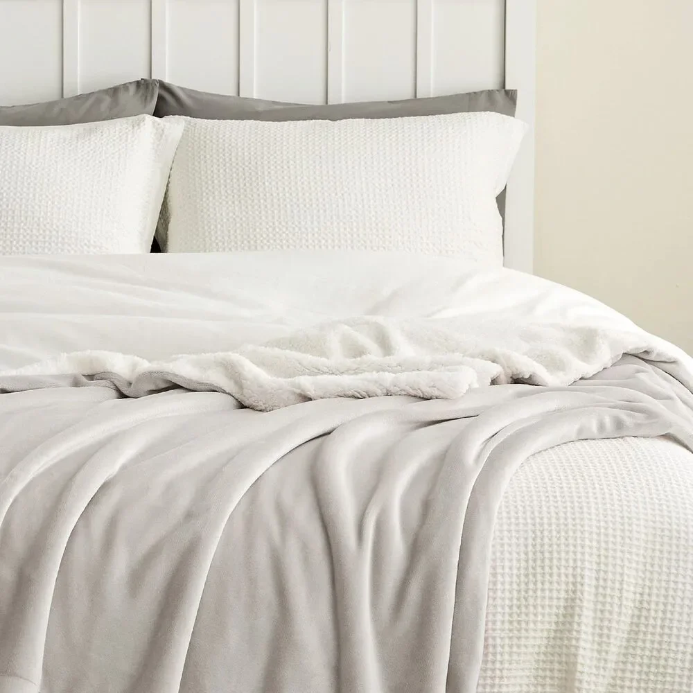 Gentlesoft Sherpa Fleece Throw Blanket For Couch Non-Heated